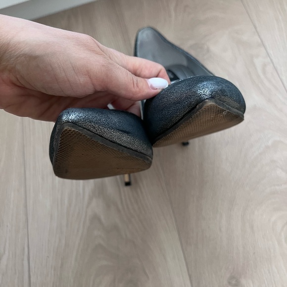 WHBM dark metallic nubuck leather stilettos - Picture 13 of 16